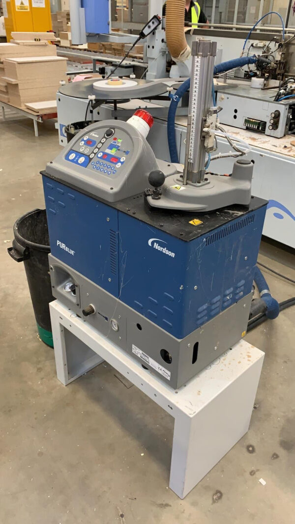 Nordson PURBlue Adhesive Melter - Image 2