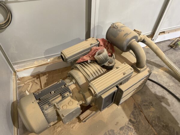 Becker Vacuum Pumps for CNC Machines - Image 3