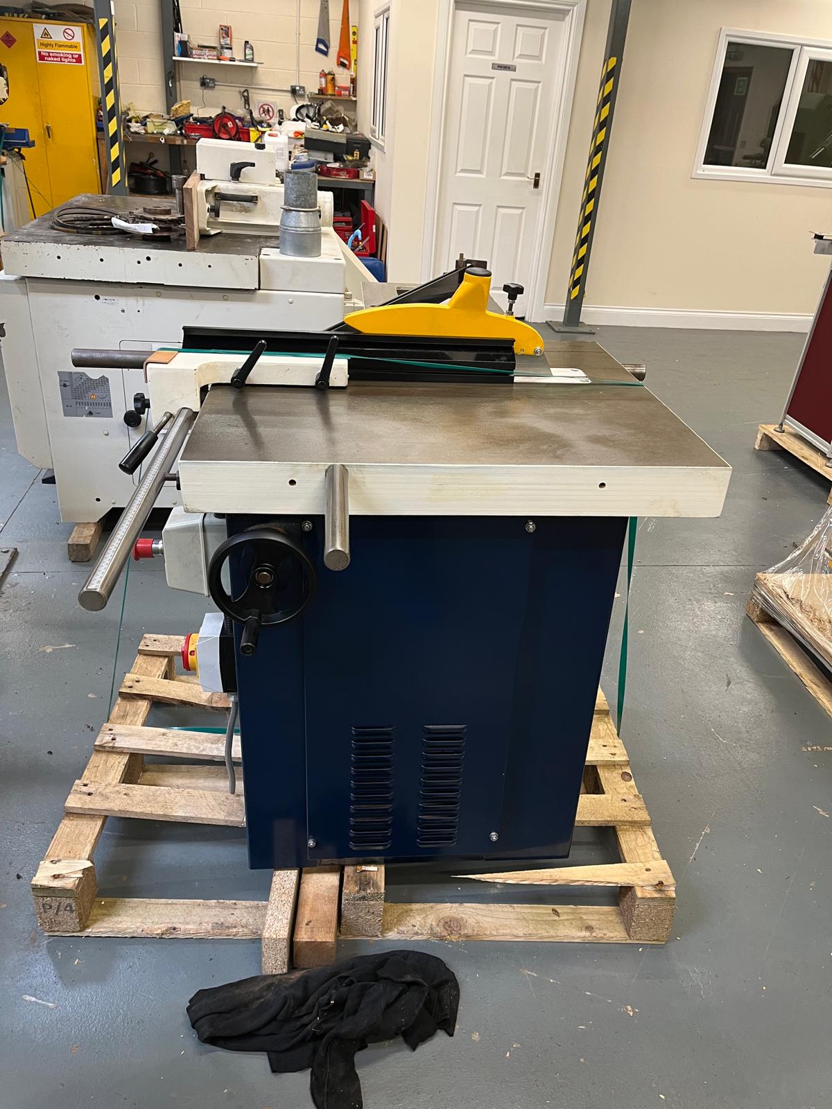 Sedgwick TA315 Ripsaw with sliding table - Image 4