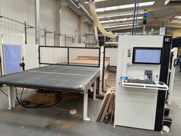 Homag Centateq N-600 Sheet Nesting machine with Automatic off loading - Image 3