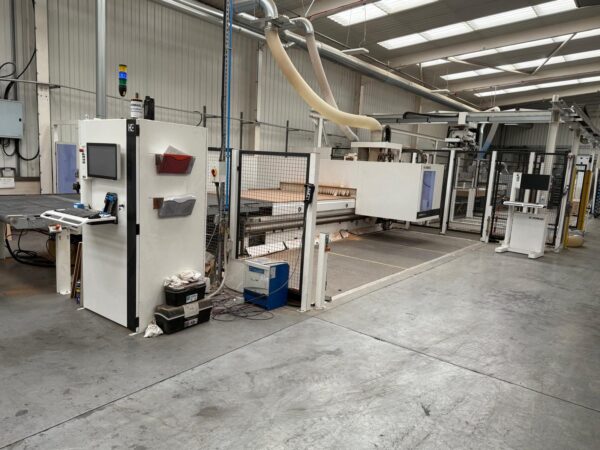 Homag Centateq N-600 Sheet Nesting machine with Automatic off loading - Image 2