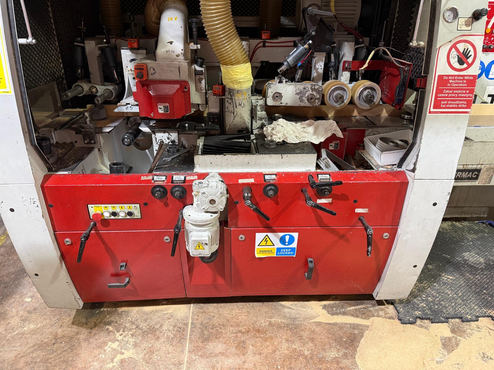 Leadermac 4 Head Moulder — photo 4